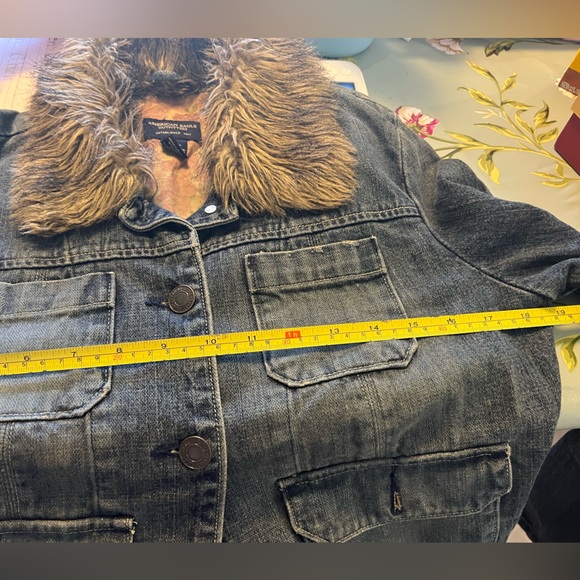 Fur collar denim jacket - Picture 4 of 4